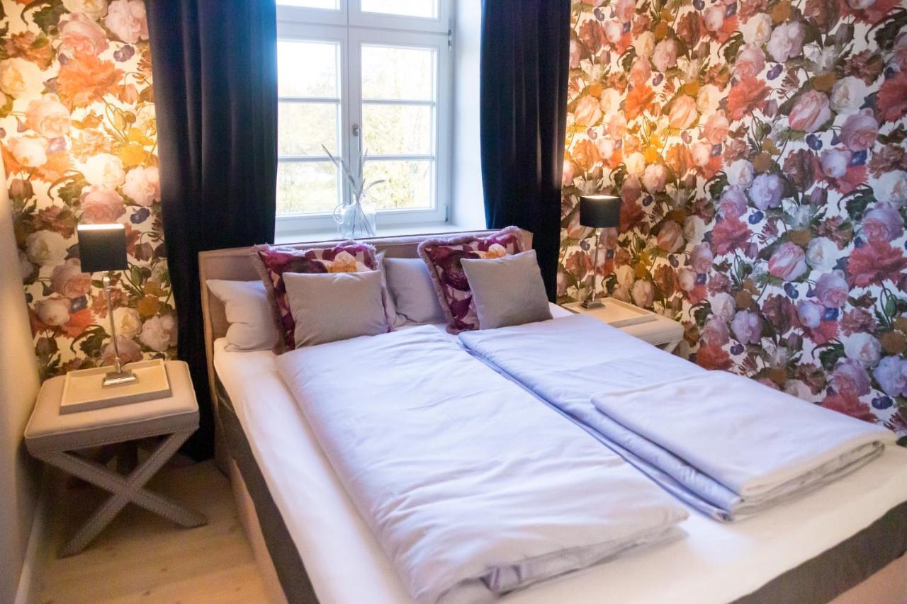 Gutshaus Volzrade Hotel & Ferienwohnungen In Elbnaehe Lubtheen ภายนอก รูปภาพ